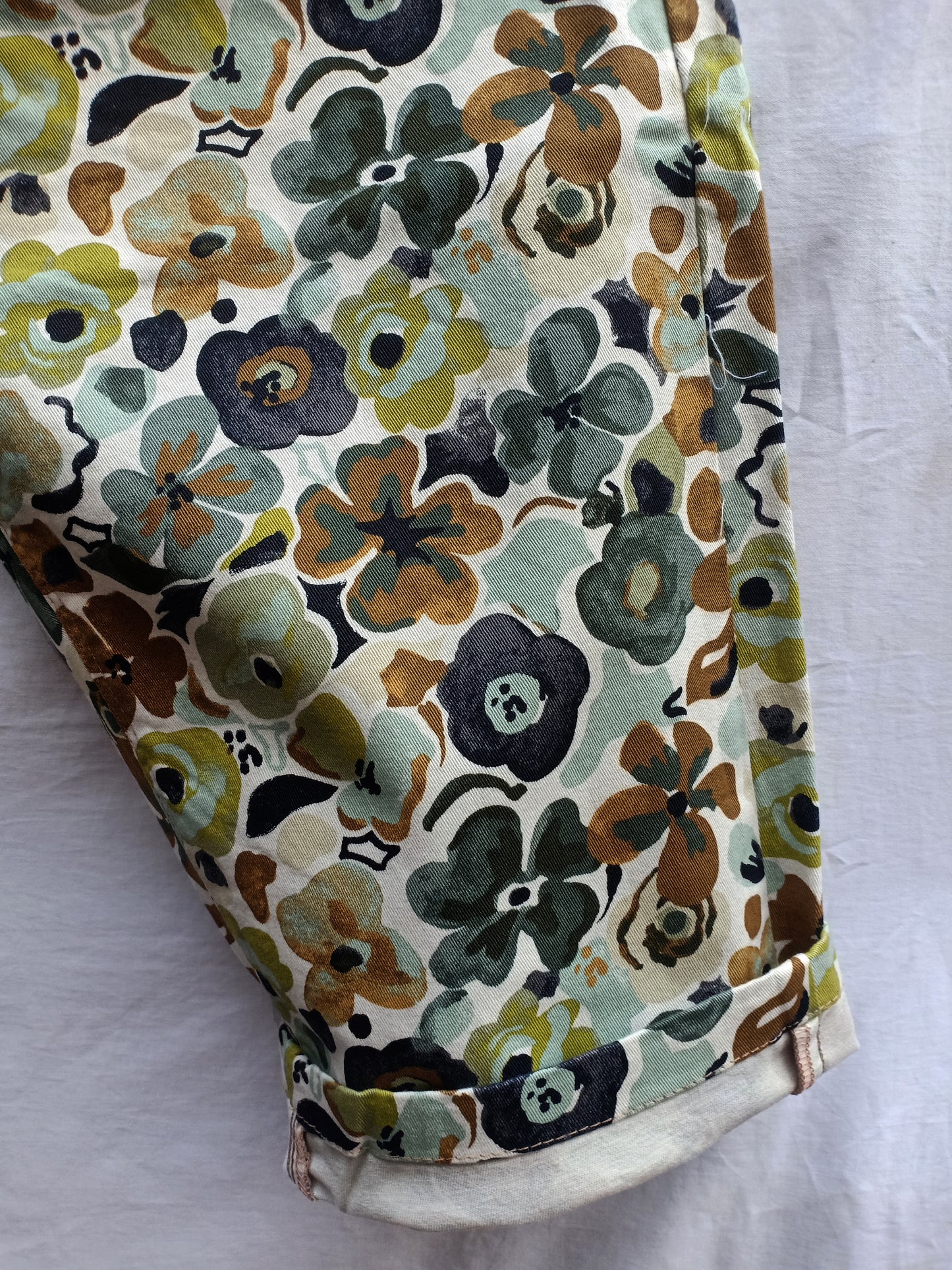 Camo Floral Beat Short