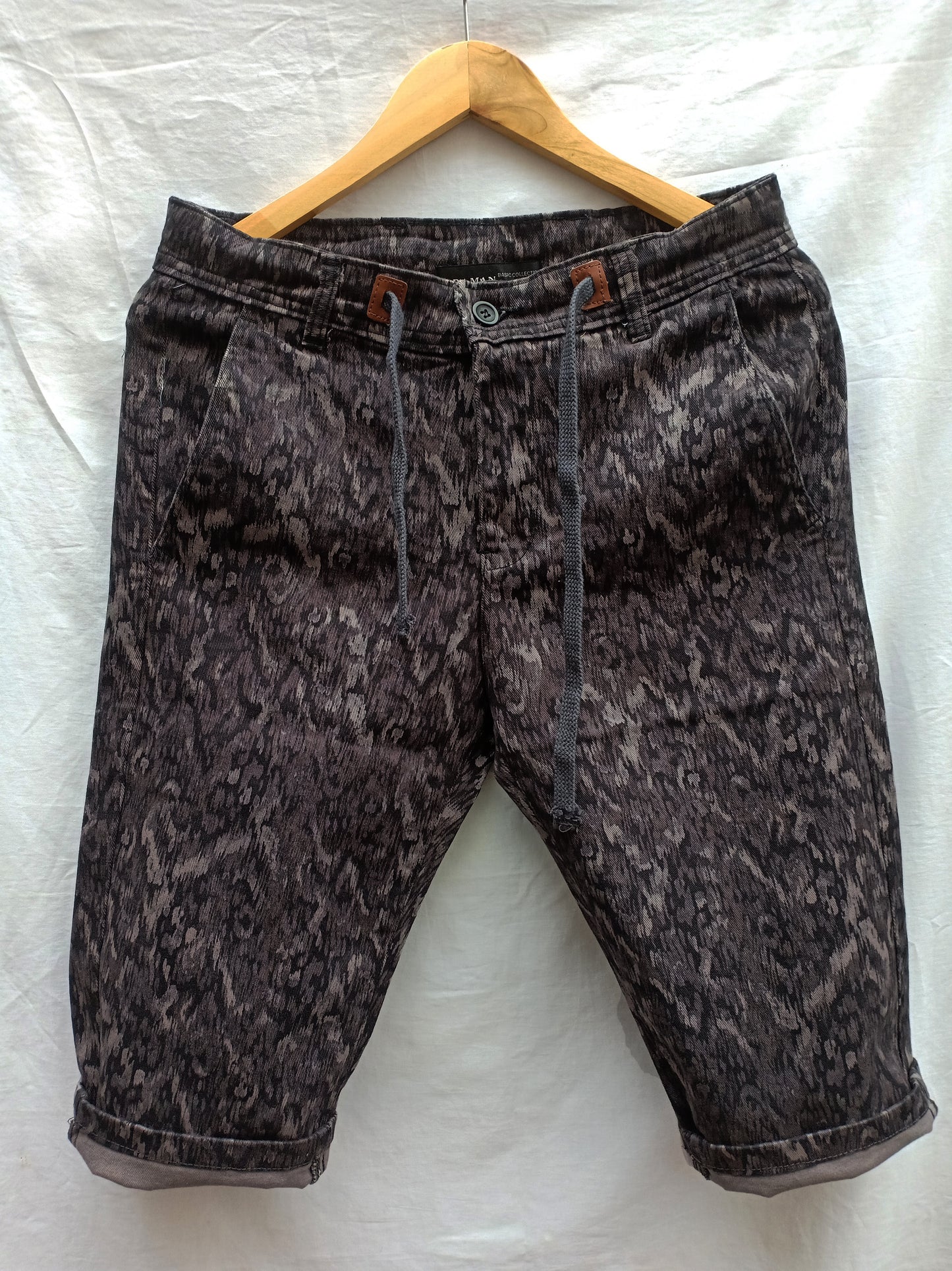 Camo Cnaky Closer Short