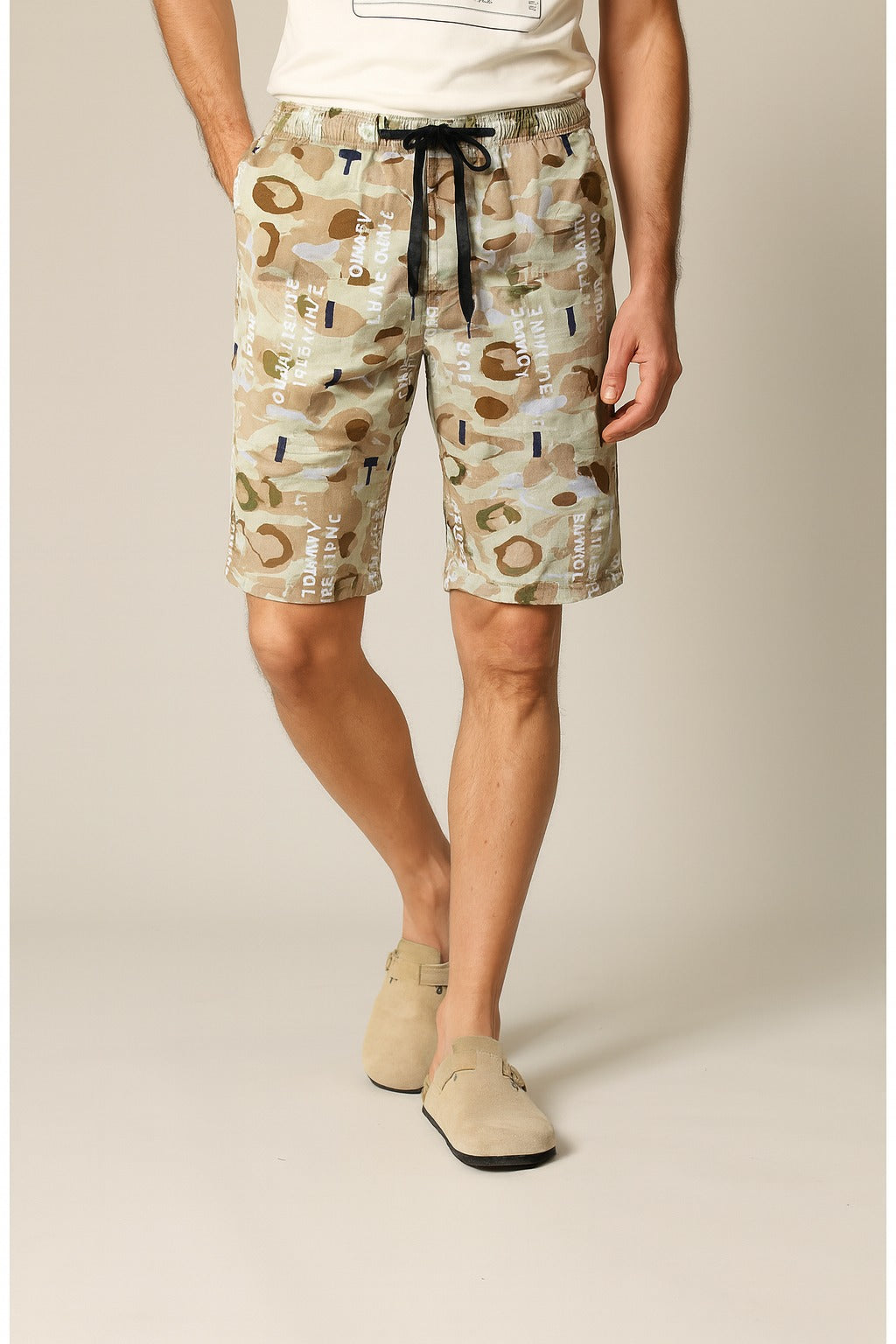 Casual Camouflaged Cream Solider Short